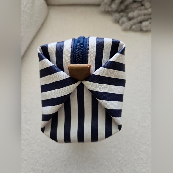 Stella & Dot, Navy and White Striped Makeup Poof - Picture 3 of 10